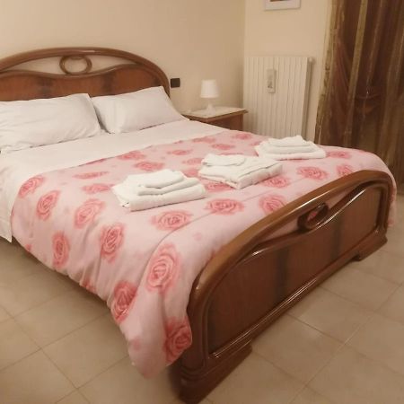 Apulian Heart Elegante Appartamento Gioia Del Colle Eksteriør billede